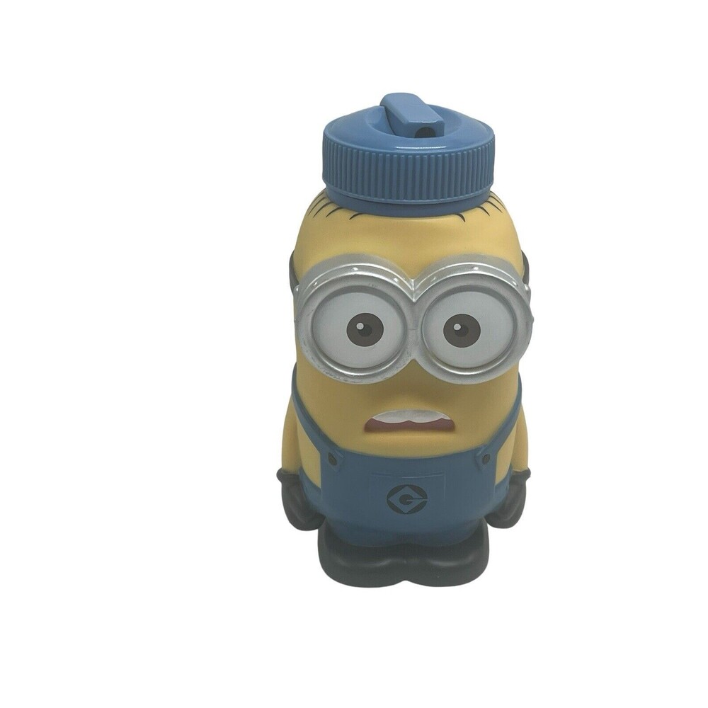 Universal Studios Despicable Me Minion Mayhem Souvenir Sipper Cup Bottle